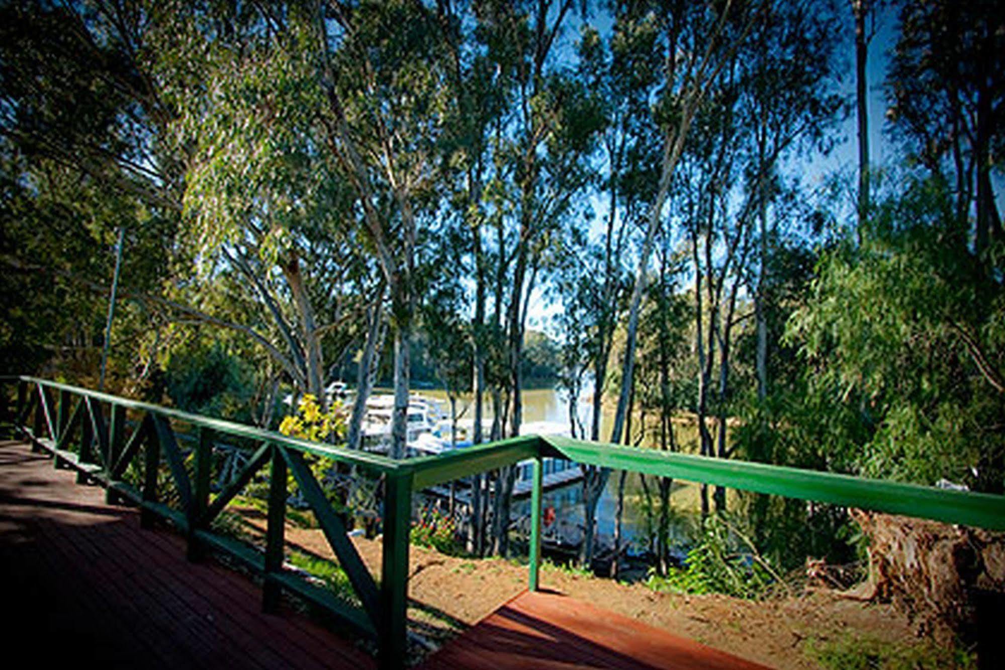 Tasman Holiday Parks - Merool On The Murray Echuca Exteriör bild