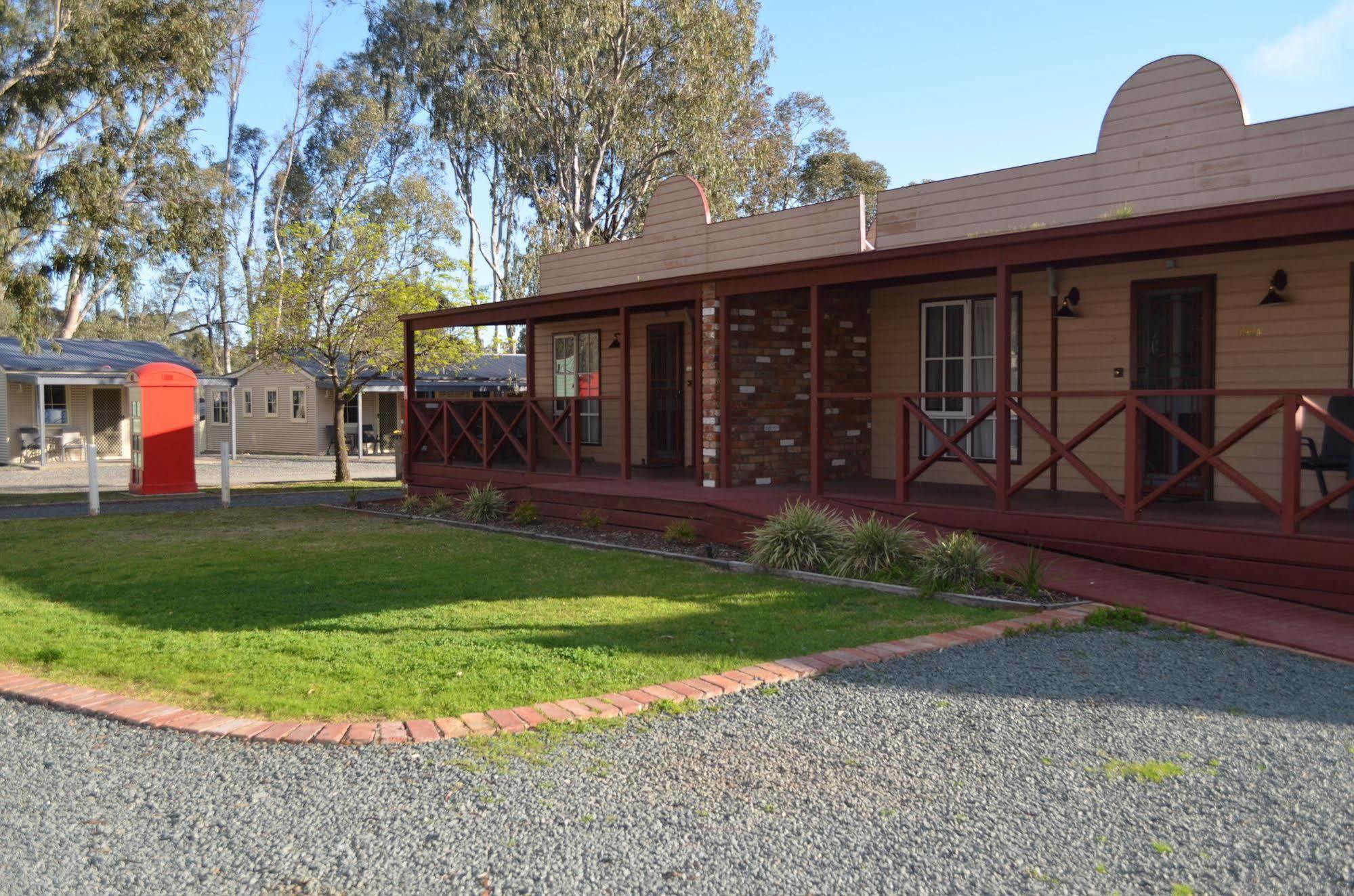 Tasman Holiday Parks - Merool On The Murray Echuca Exteriör bild